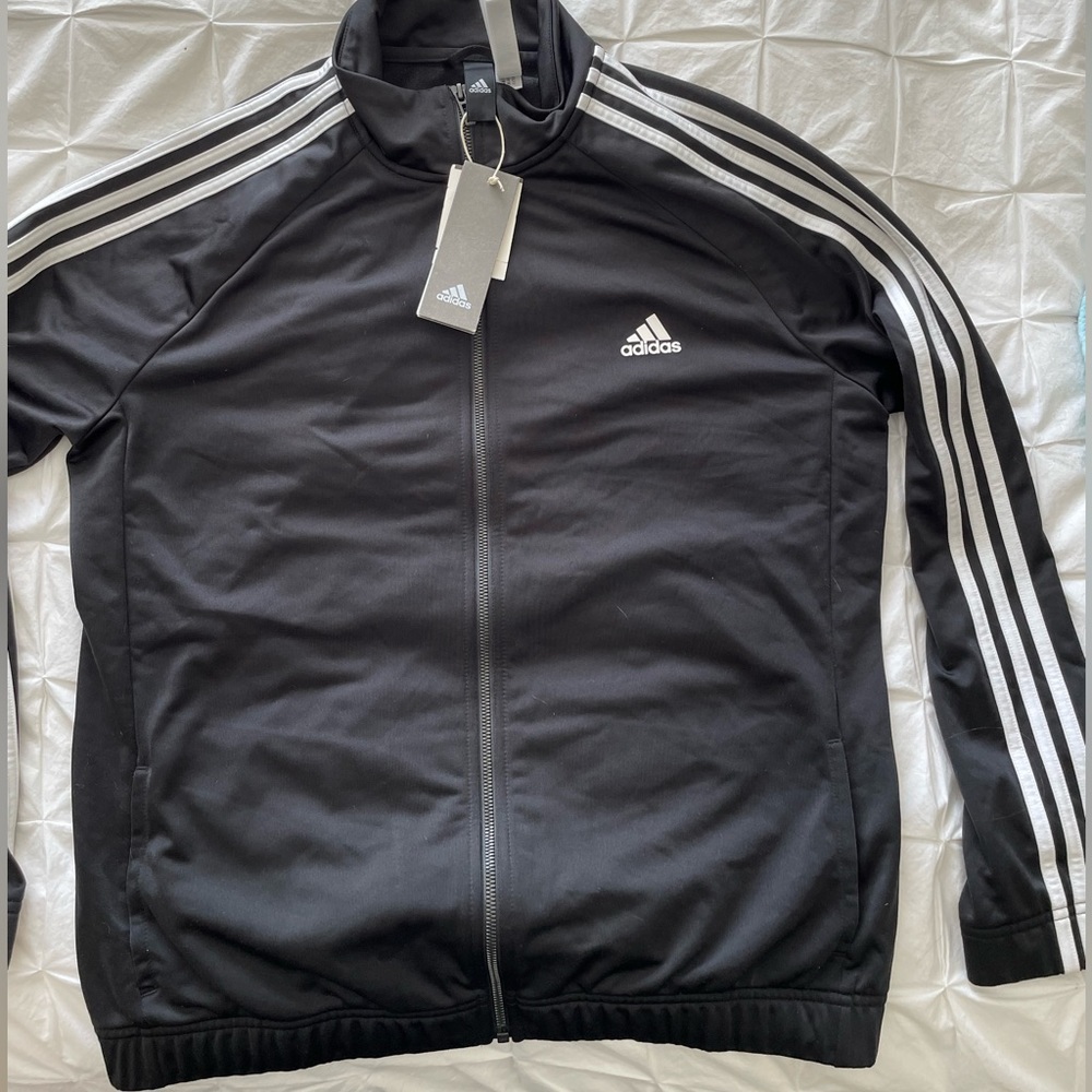 Adidas BLACK jacket. New with tags.. size XL